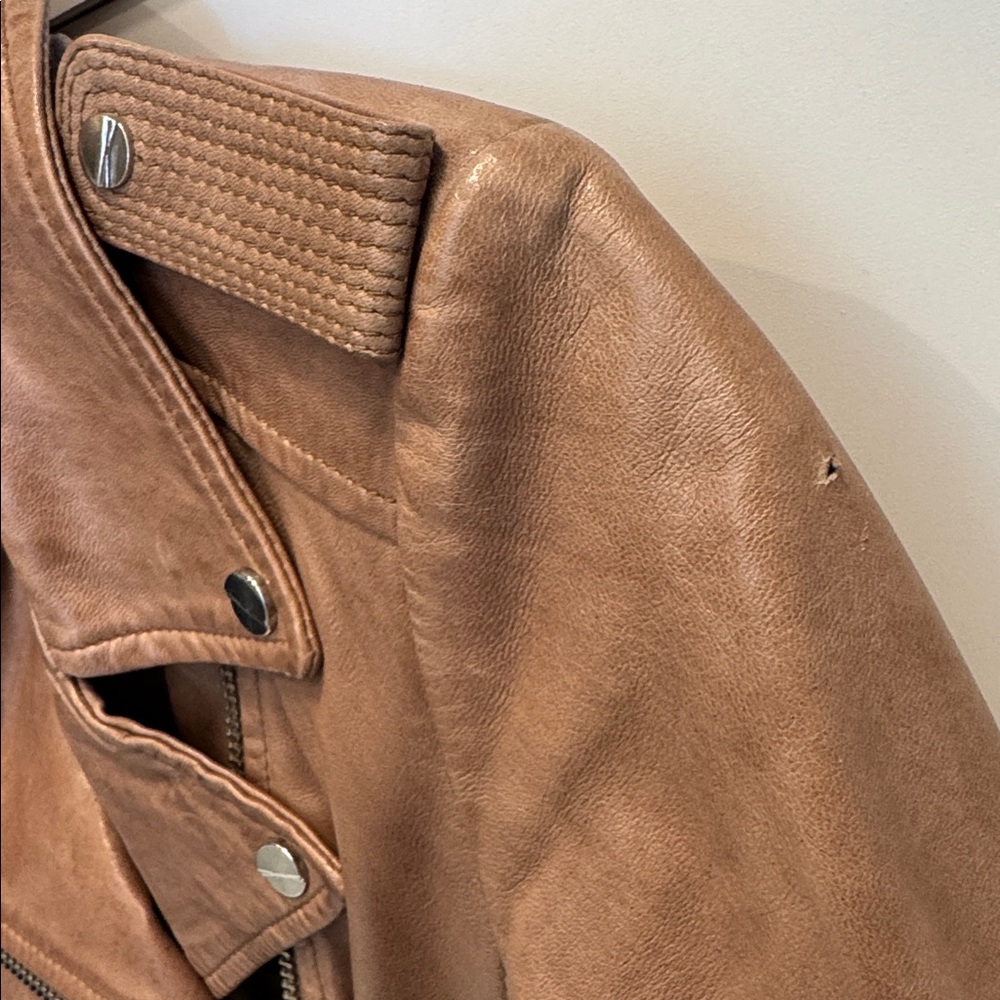 Lamarque Women's Leather Biker Jacket - Picture 15 of 15